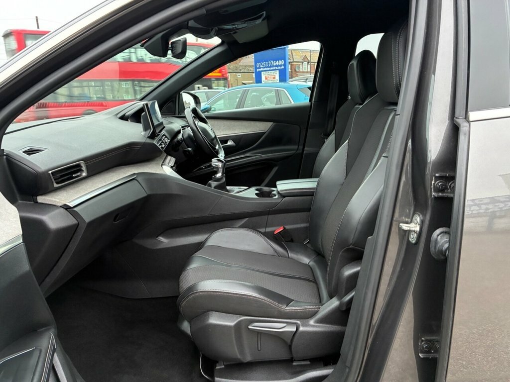 Peugeot 5008 1.5L Gt CX22WWM Grey #4