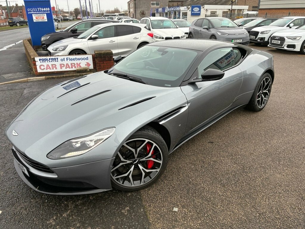 Aston Martin DB11 5.2L Null Silver #2