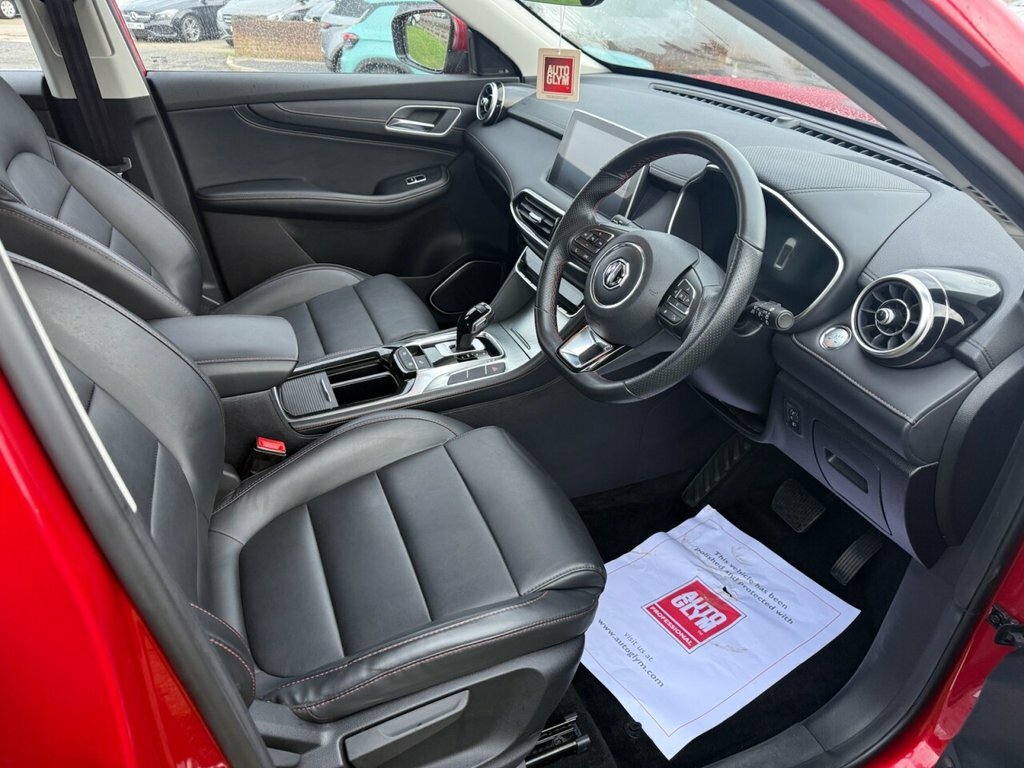 MG HS 1.5L Excite LC72XUM Red #3