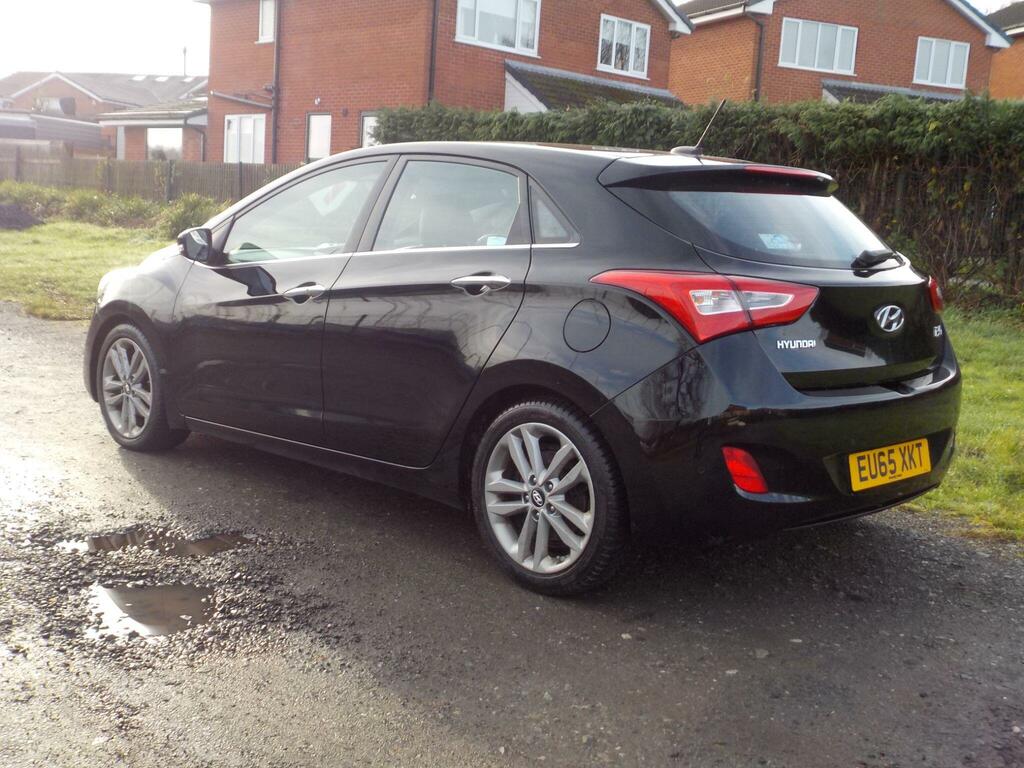 Hyundai I30 1.6 Crdi Blue Drive Premium Euro 6 S S EU65XKT Black #3