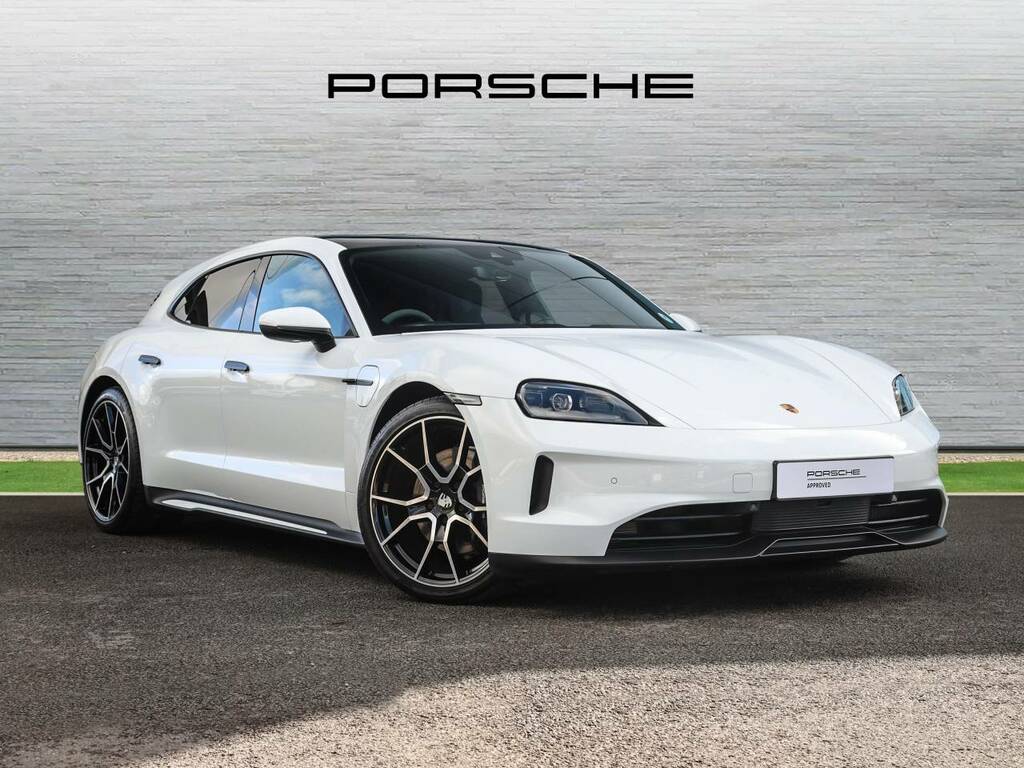 Porsche Taycan Sport Turismo White