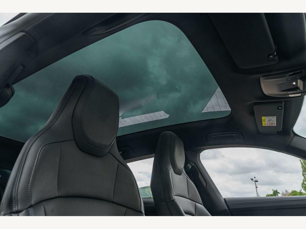 Porsche Taycan Performance Plus 93.4Kwh 4S Sport Turismo 4Wd SL72VDY #3