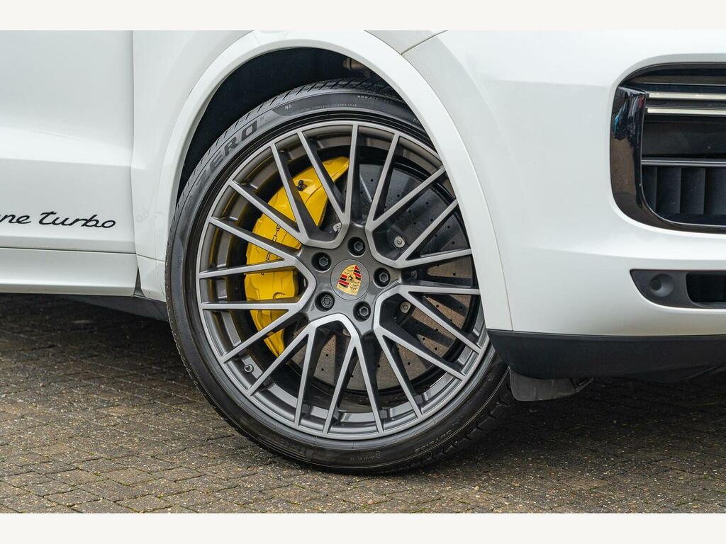 Porsche Cayenne 4.0T V8 Turbo Coupe Tiptronics 4Wd Euro KS72LHF White #2