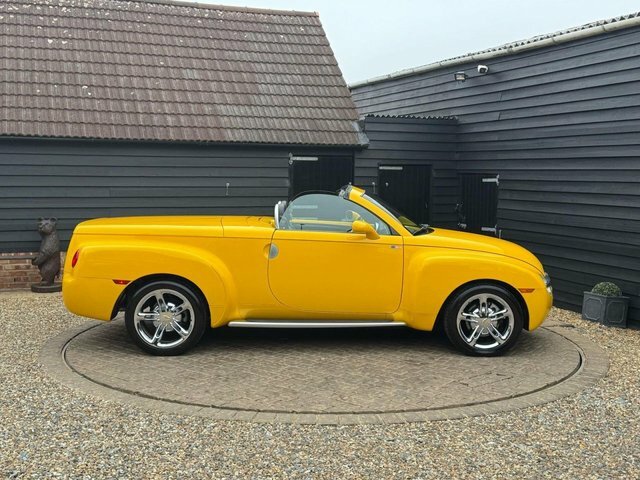 Chevrolet SSR V8 Ls2 KT54UXZ Yellow #5