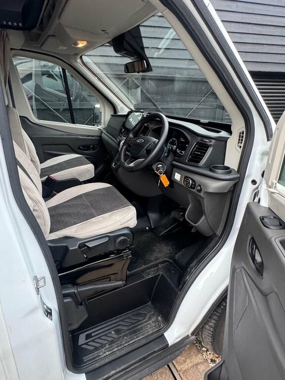 Ford  Advance White #10