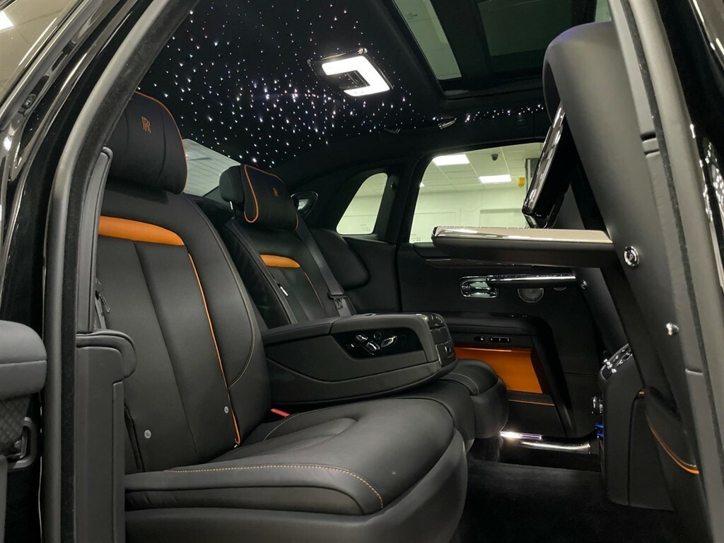 Rolls-Royce Ghost Ghost V12 Black Badge 4X4 Black #2