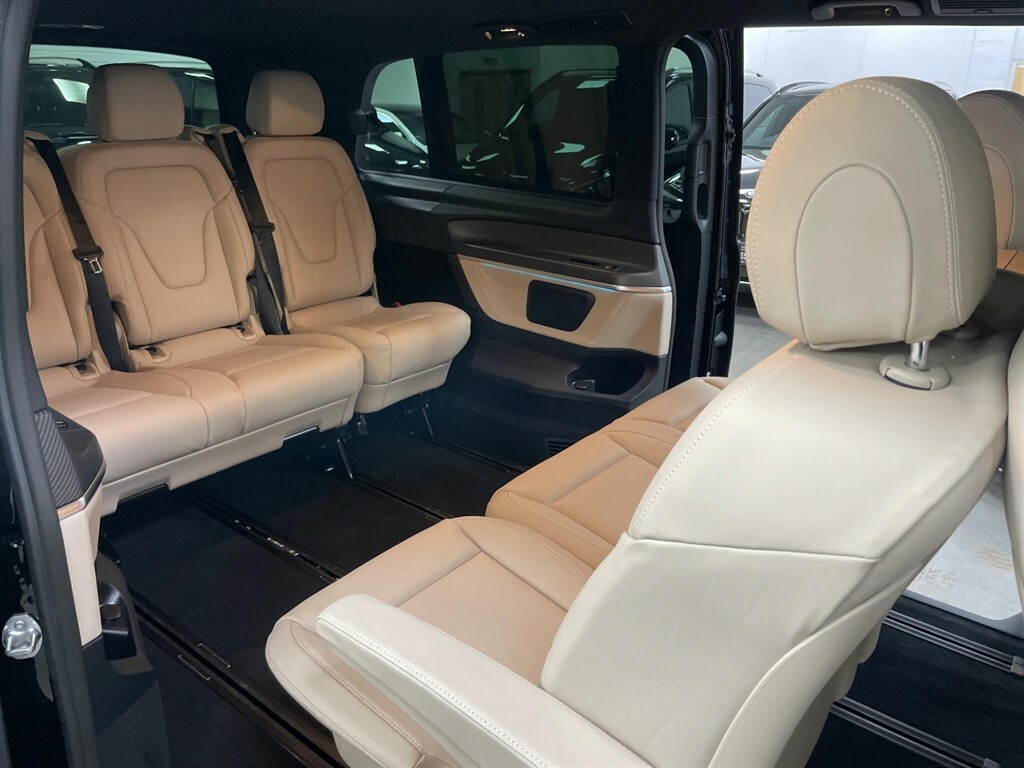 Mercedes-Benz V Class Mpv SN24VKM Black #2