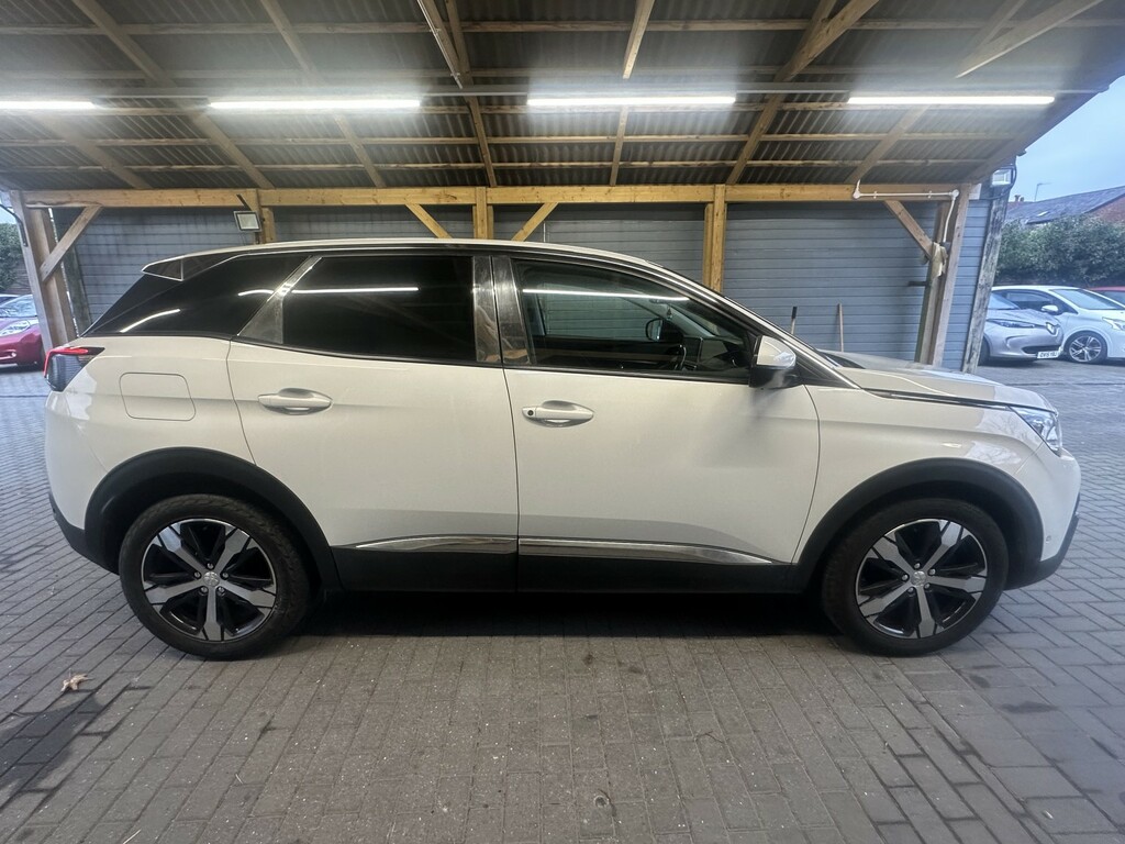 Peugeot 3008 Suv 1.6 Bluehdi Allure 201818 AE18TDO Green #4
