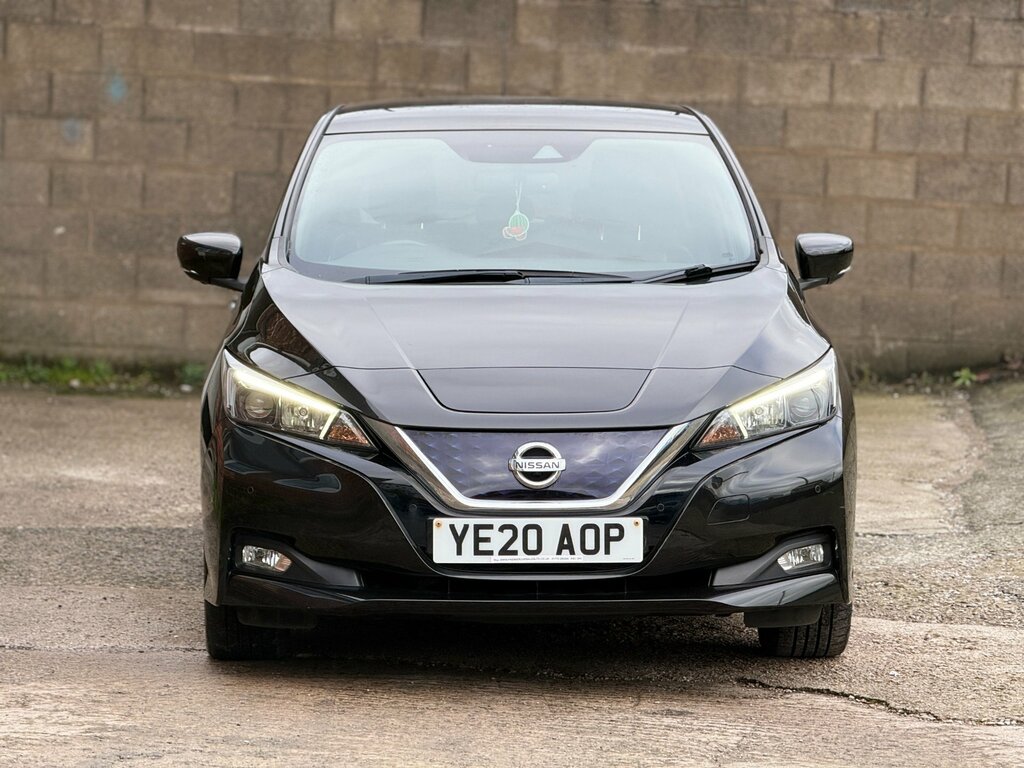 Nissan Leaf 40Kwh N-connecta Hatchback 150 Black #2