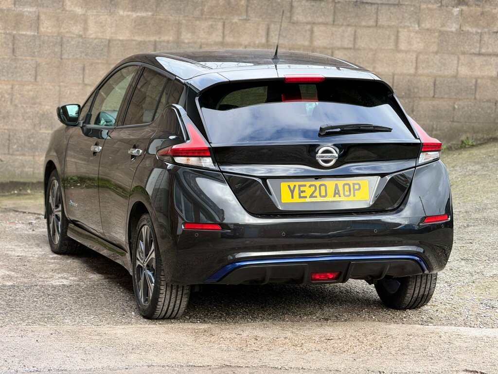 Nissan Leaf 40Kwh N-connecta Hatchback 150 Black #6