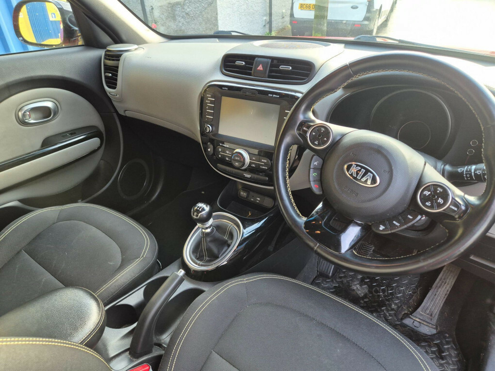 Kia Soul 1.6 Crdi Mixx Euro 5 YP16ZVG #5