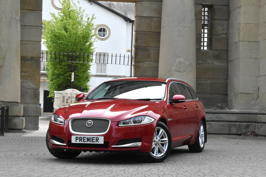 Jaguar XF V6 Luxury Sportbrake Estate Leather Sat Nav Red #2