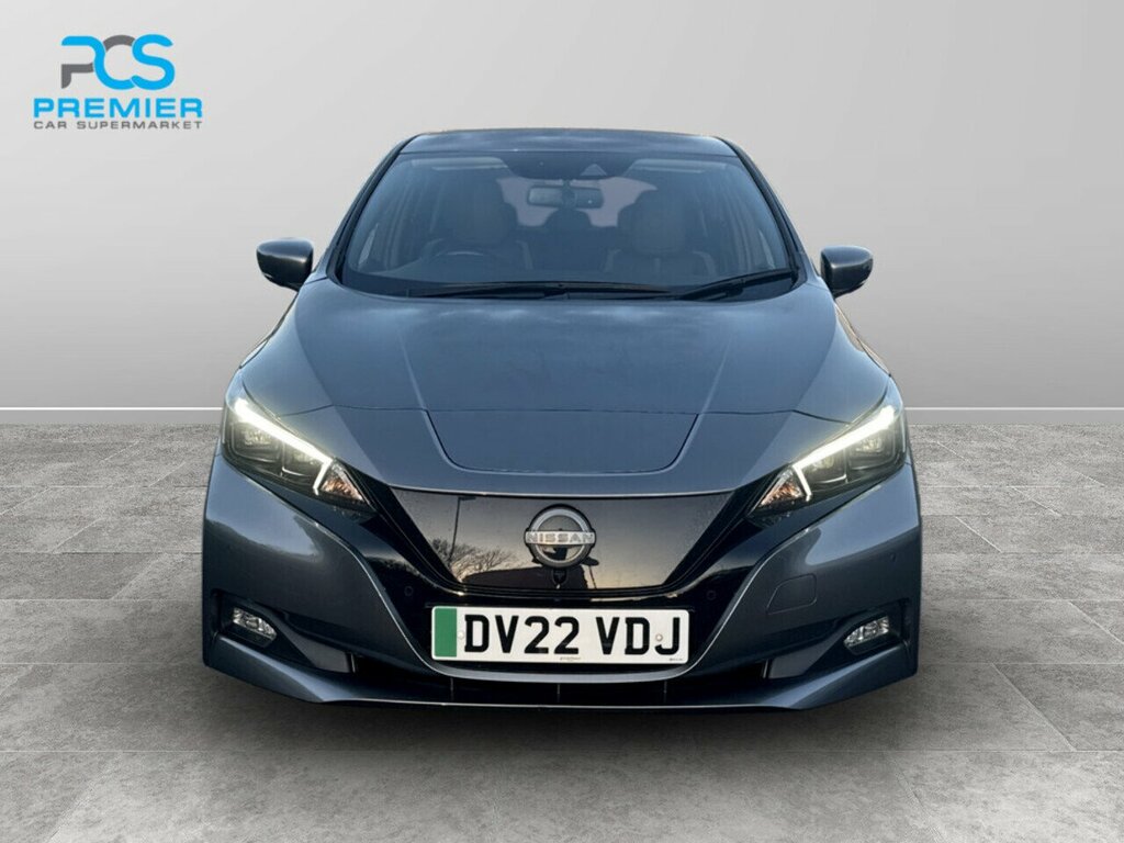 Nissan Leaf Tekna Grey #2