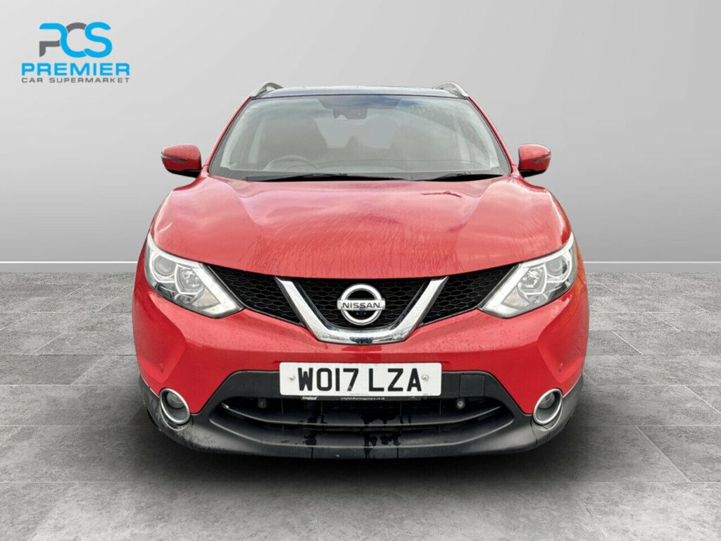 Nissan Qashqai Dci N-connecta WO17LZA Red #2