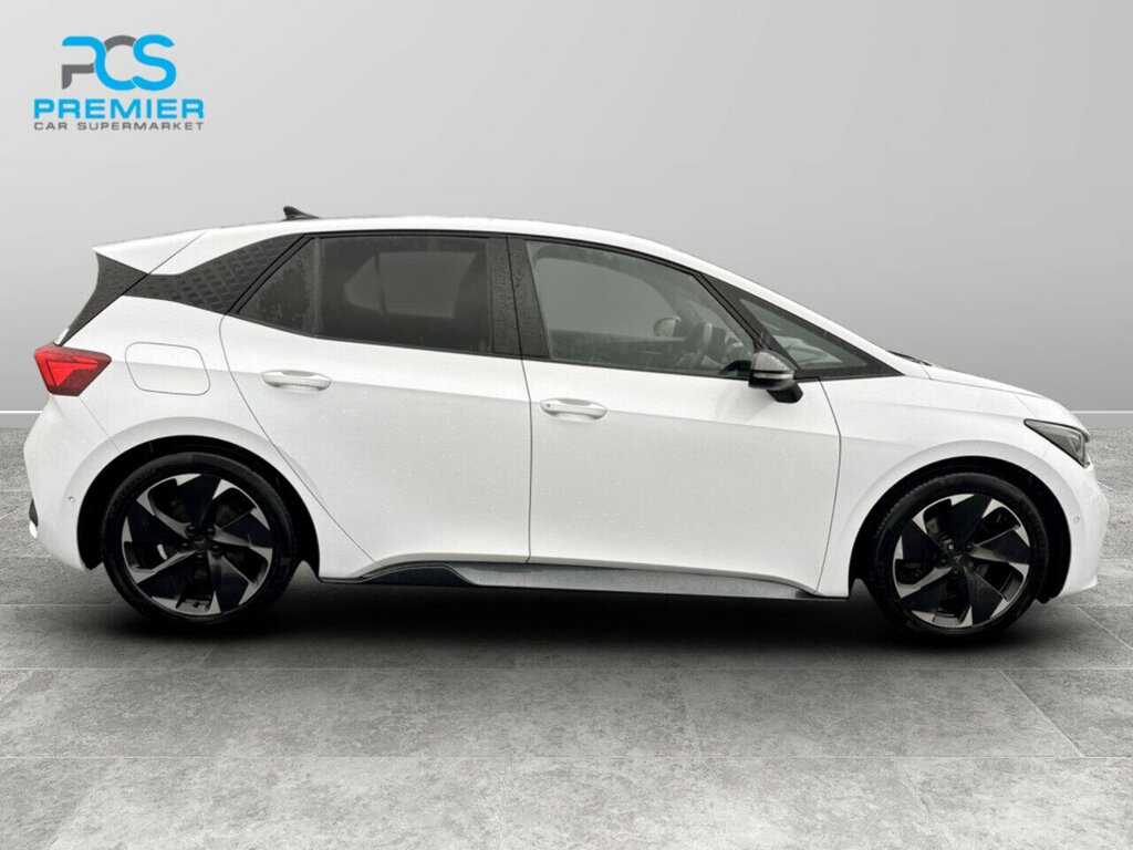 Cupra Born V2 White #4