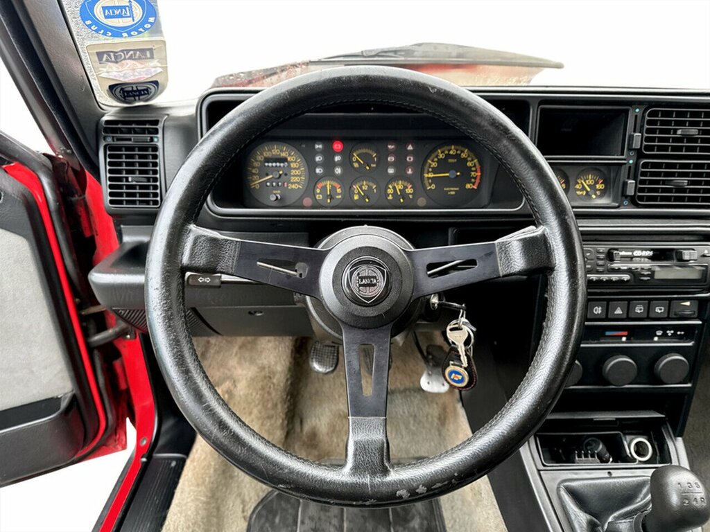 Lancia Delta 2.0 Integrale 16V Red #17