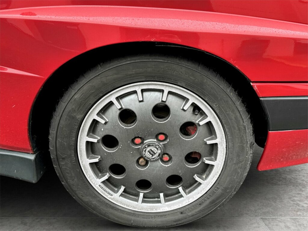 Lancia Delta 2.0 Integrale 16V Red #10