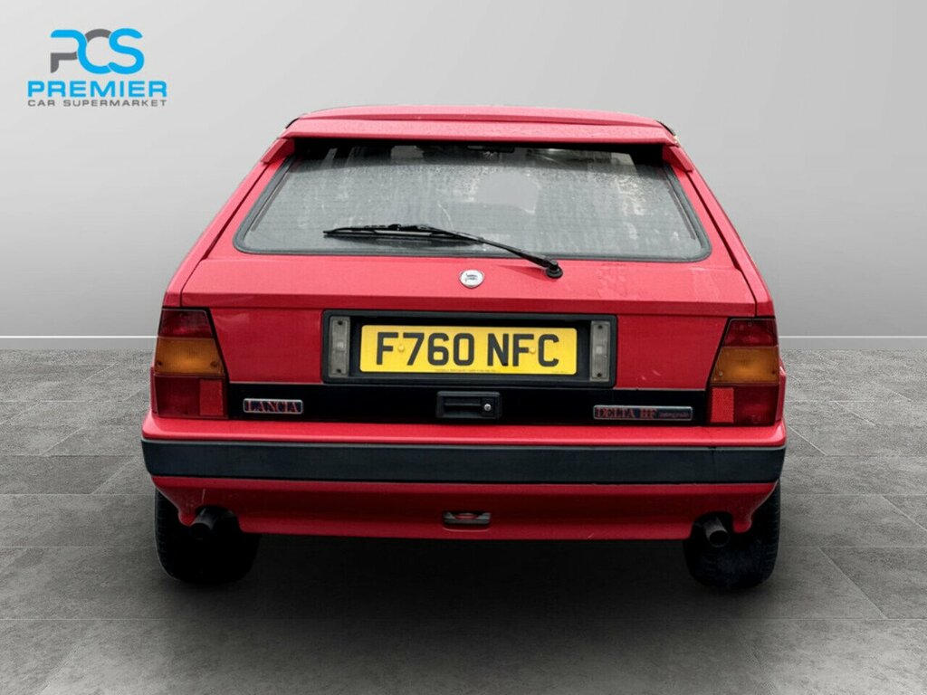 Lancia Delta 2.0 Integrale 16V Red #3