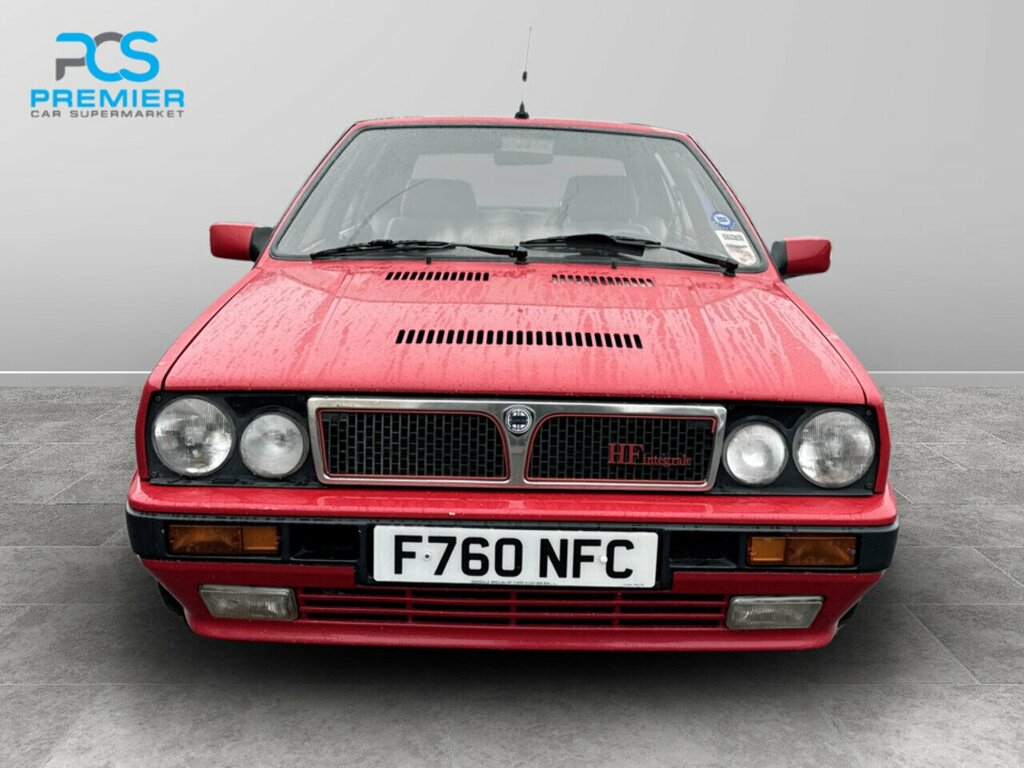 Lancia Delta 2.0 Integrale 16V Red #4