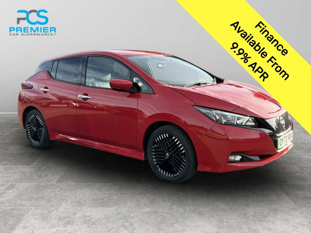 Nissan Leaf N-connecta Red