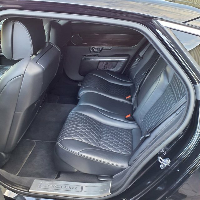 Jaguar XJ 3.0 D V6 L 302 Bhp Black #6
