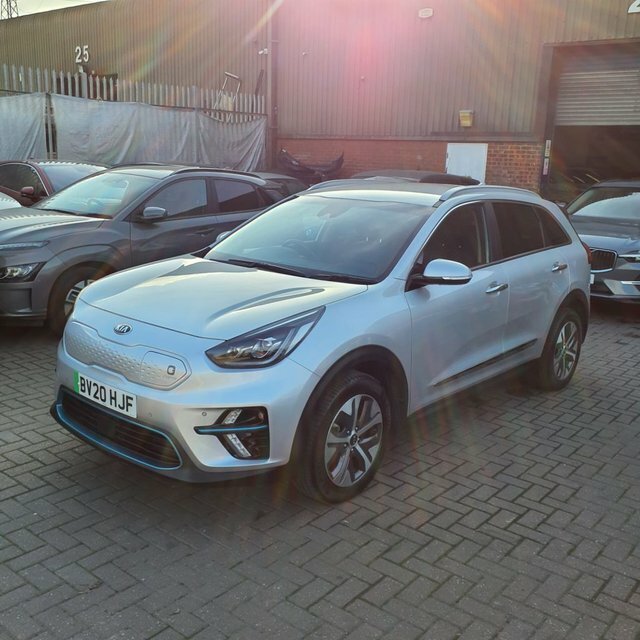 Kia e-Niro 64Kwh 4 Suv 201 Bhp Silver #3
