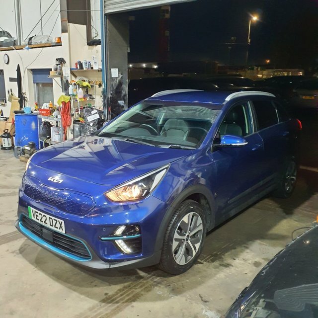 Kia e-Niro 64Kwh 2 Suv 201 Bhp Blue #3