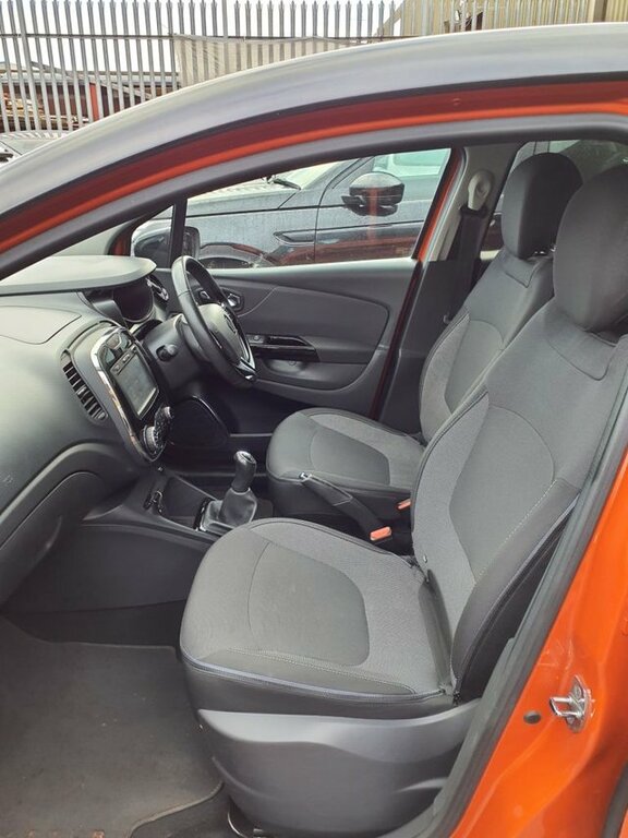 Renault Captur 1.5 Dci Energy Dynamique S Nav Suv Manu Orange #4