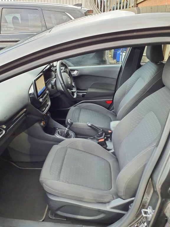 Ford Fiesta 1.0T Ecoboost Titanium Hatchback EO70ENH Grey #4
