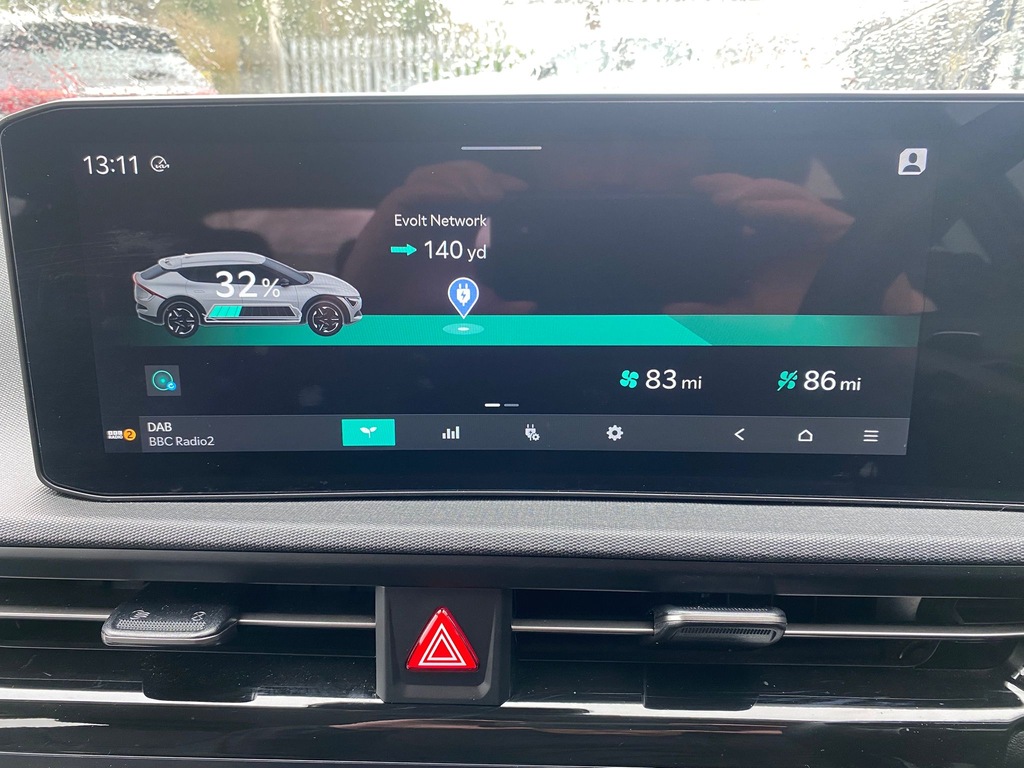 Kia EV6 84 Kwh Air MV75OMA Red #3