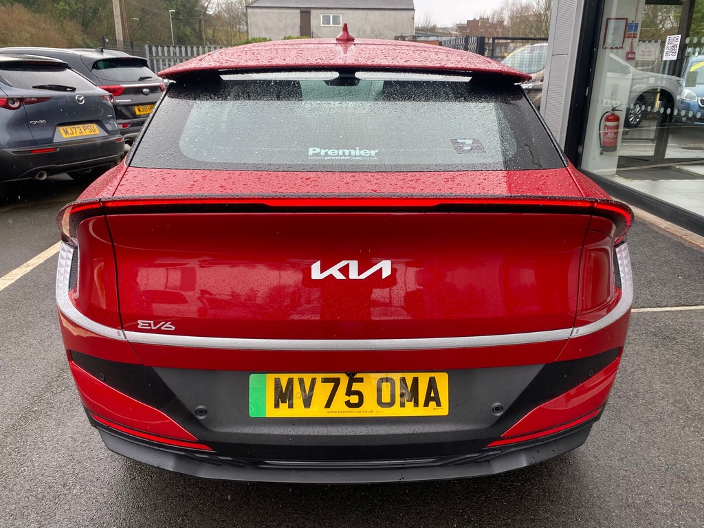 Kia EV6 84 Kwh Air MV75OMA Red #4
