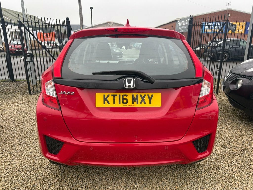 Honda Jazz 1.3L Se KT16MXY Red #4