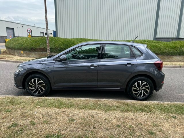 Volkswagen Polo Tsi Life Hatchback Grey #4