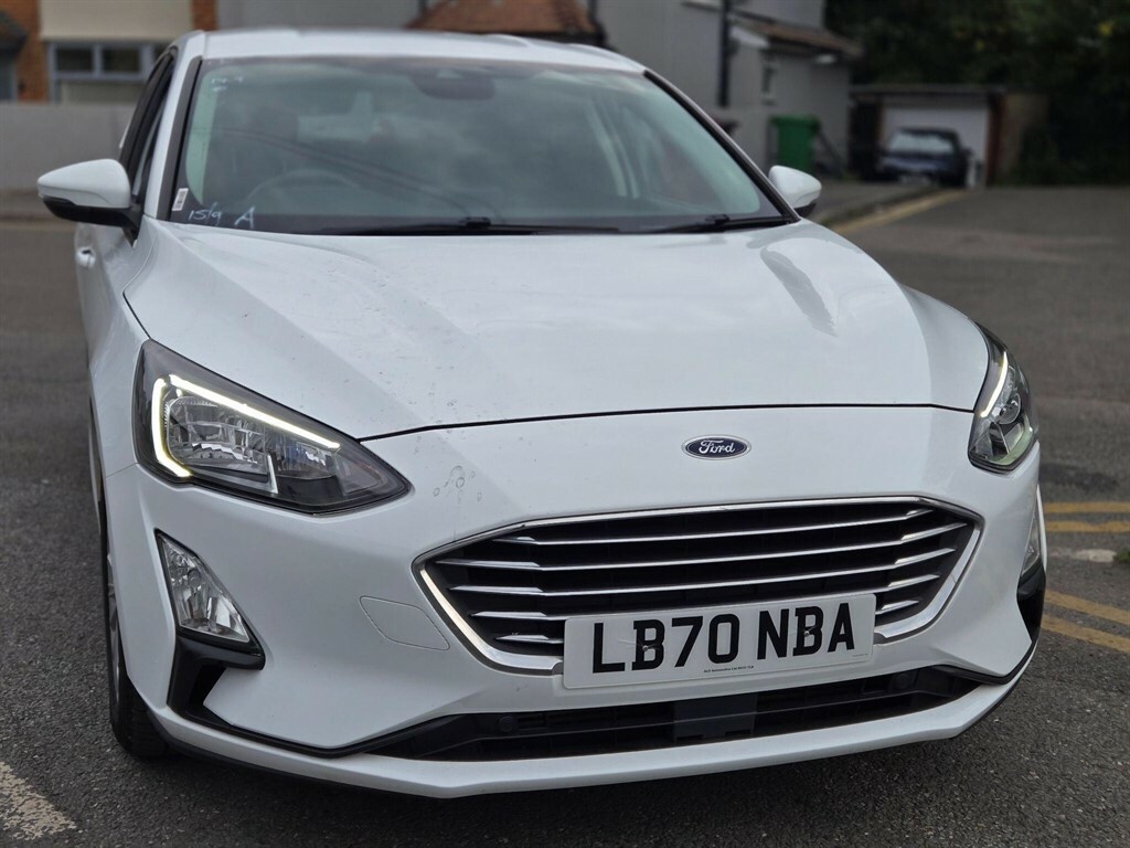 Ford Focus 1.0 L 1.0T Ecoboost Titanium Euro 6 Ss White