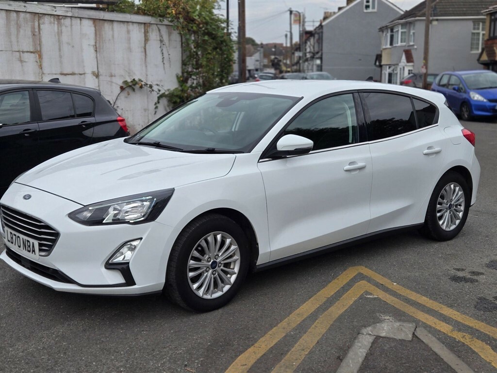 Ford Focus 1.0 L 1.0T Ecoboost Titanium Euro 6 Ss LB70NBA White #4