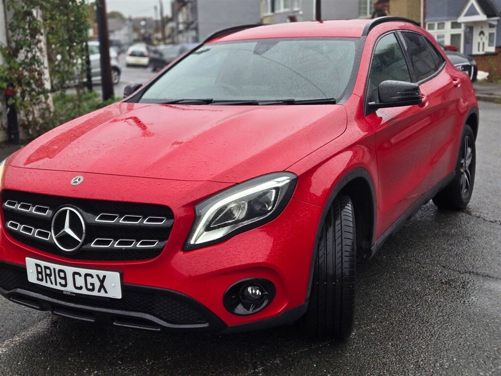 Mercedes-Benz GLA Class 1.6 L 1.6 Urban Edition Euro 6 Ss Red #5