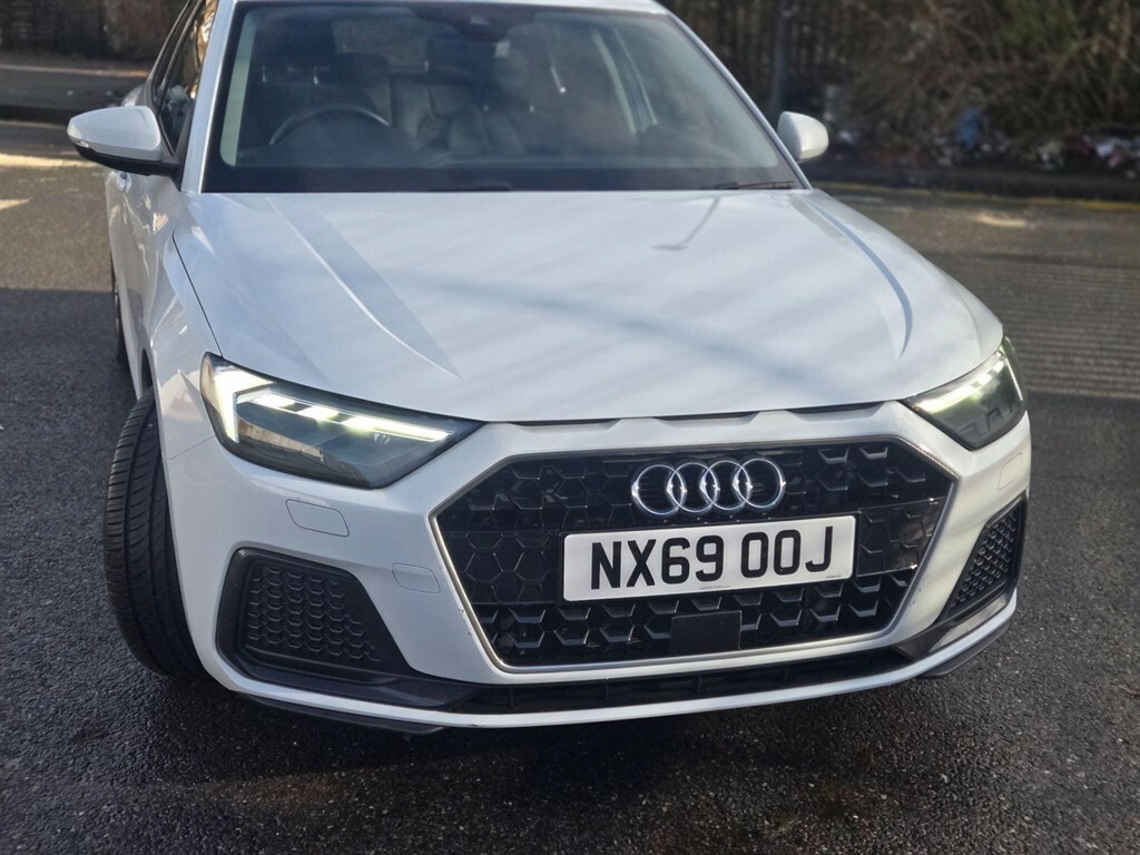 Audi A1 1.0 L 1.0 Tfsi 30 Sport Sportback Euro 6 Ss NX69OOJ White #2