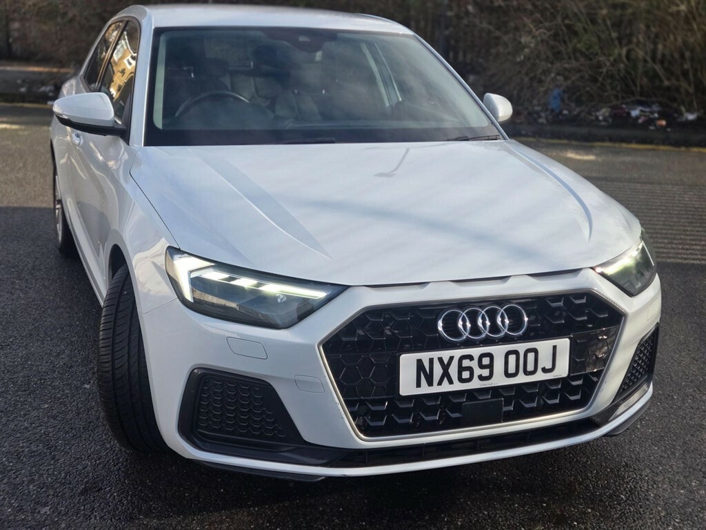 Audi A1 1.0 L 1.0 Tfsi 30 Sport Sportback Euro 6 Ss White