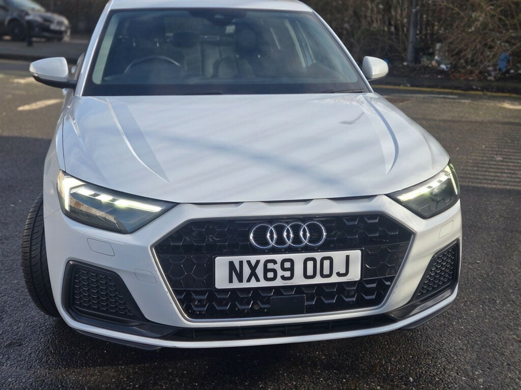 Audi A1 1.0 L 1.0 Tfsi 30 Sport Sportback Euro 6 Ss NX69OOJ White #3