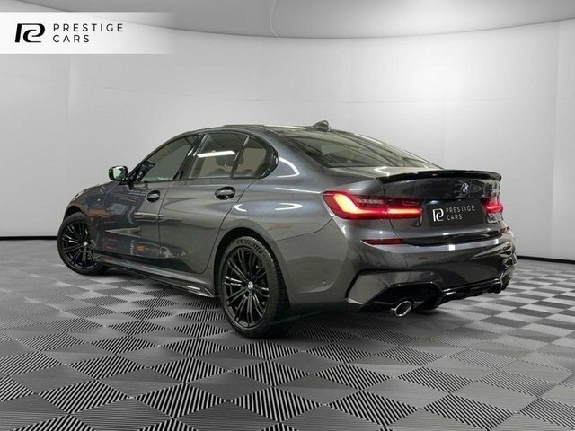 BMW 3 Series 320I M Sport Saloon DE71CDX Grey #4