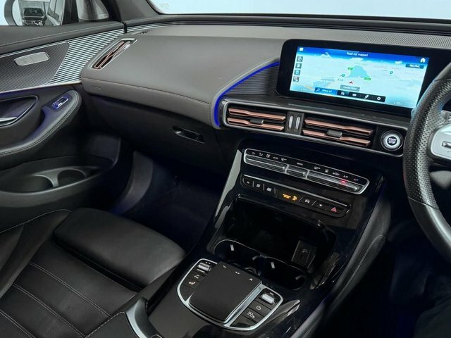 Mercedes-Benz EQC 400 80Kwh Amg Line Black #6