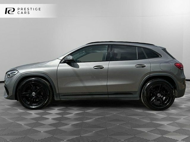 Mercedes-Benz GLA Class Gla200 Amg Line Suv WX22XFC Black #4