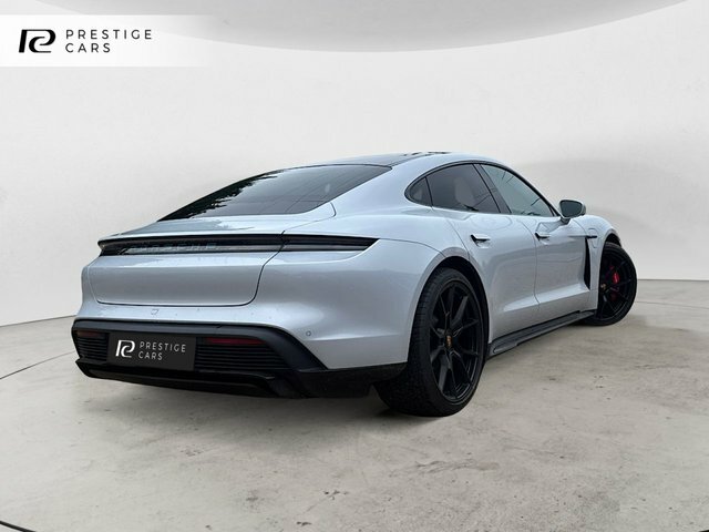 Porsche Taycan Plus 93.4Kwh Gts Saloon Black #4