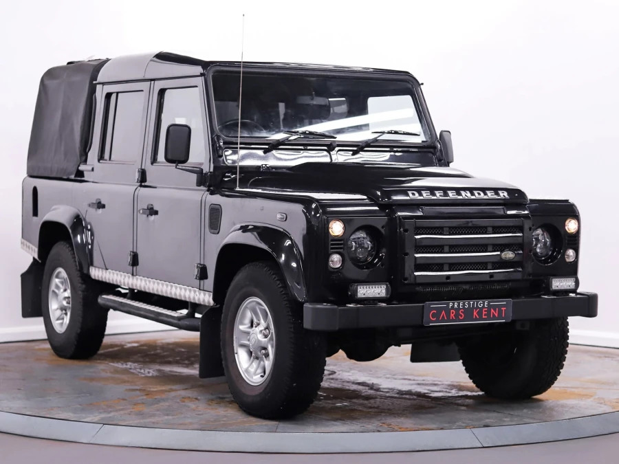 Land Rover Defender 110 2.2 Tdci Xs Pickup Double Cab 4W Black