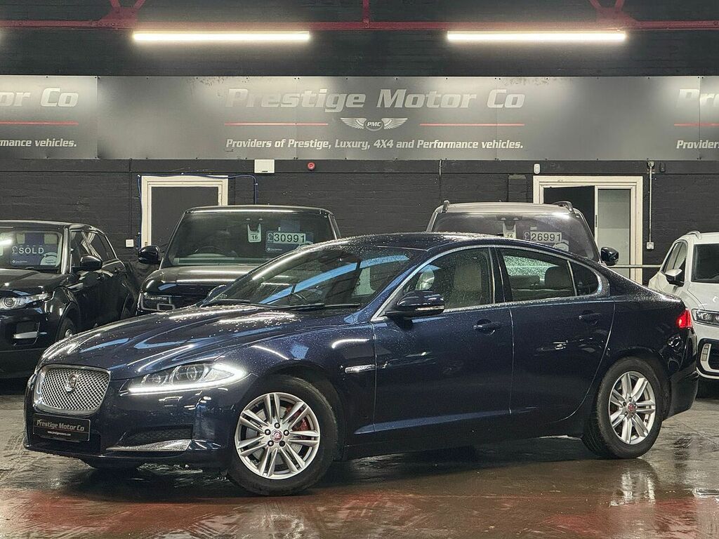 Jaguar XF D Luxury Blue