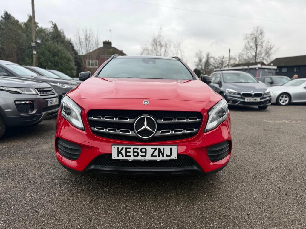 Mercedes-Benz GLA Class 1.6 Gla200 Amg Line Edition Plus 7G-dct Euro 6 KE69ZNJ Red #2