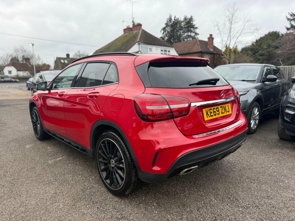 Mercedes-Benz GLA Class 1.6 Gla200 Amg Line Edition Plus 7G-dct Euro 6 KE69ZNJ Red #4