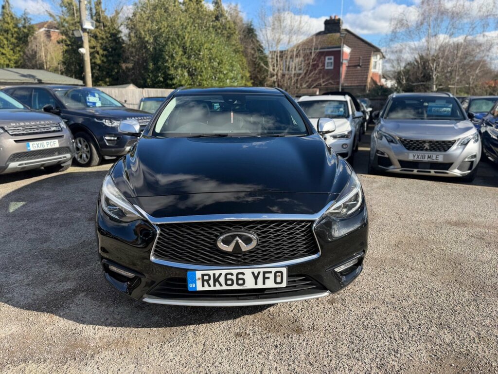 Infiniti Q30 1.5D Business Executive Dct Euro 6 Ss Black #5