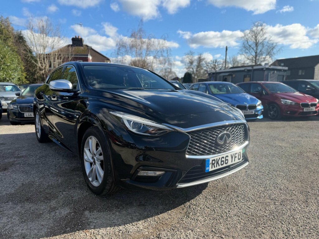 Infiniti Q30 1.5D Business Executive Dct Euro 6 Ss Black