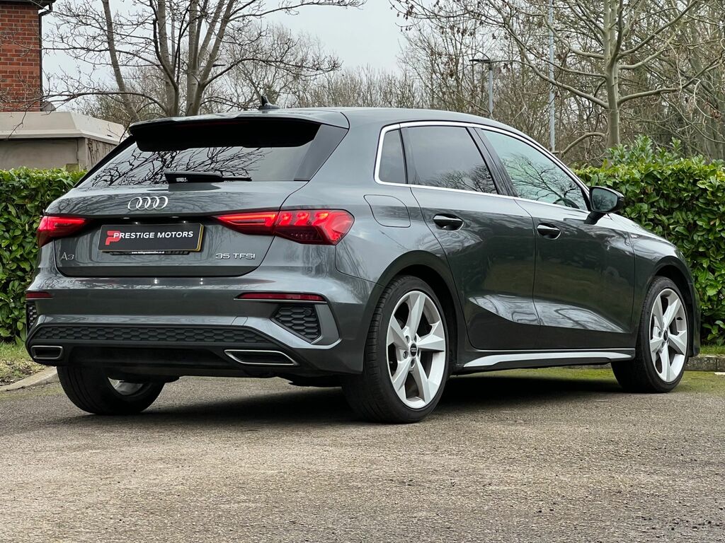 Audi A3 2023 1.5 Tfsi Sport Sportback Eu Grey #3